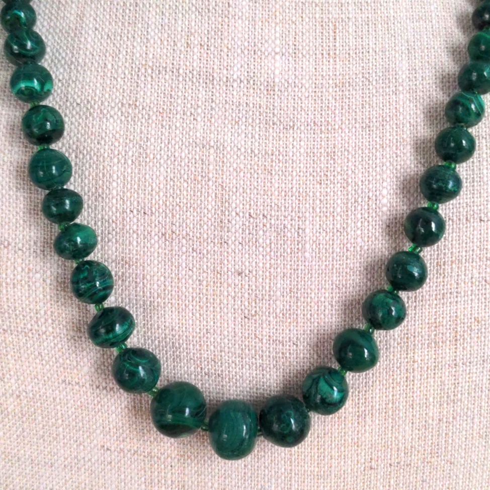 Malachite Green Beaded Necklace New Genuine Gemstones Gold Plated Box
